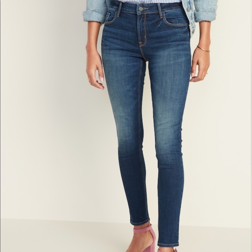 Old Navy Rockstar Short Jeans (Pull Up)